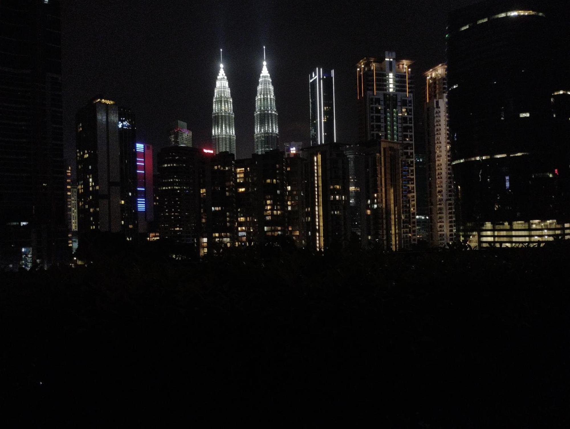 Eaton Residences Klcc By Leo Homestay Kuala Lumpur Exterior foto